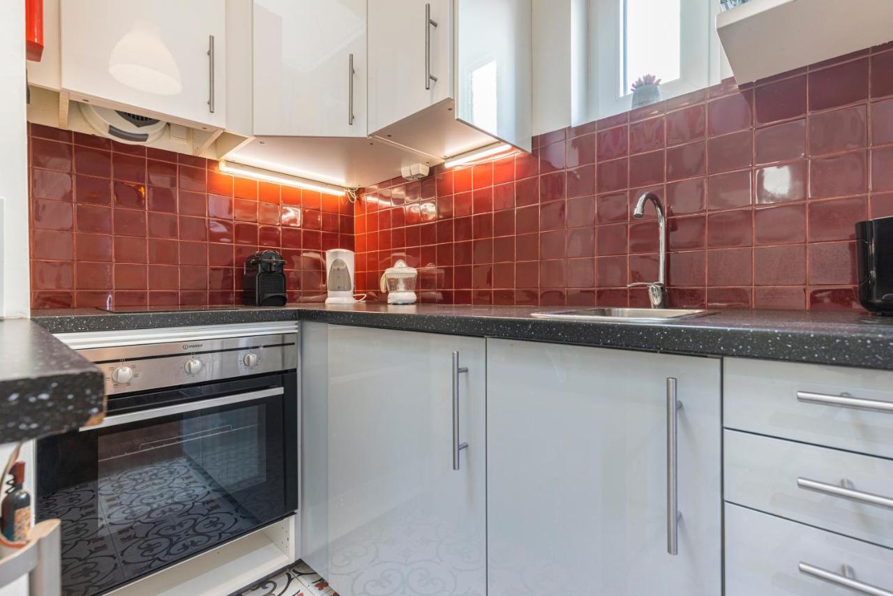 Alfama 2Bdr Duplex Apartment W/ Balcony By Lovelystay Lisboa Ngoại thất bức ảnh