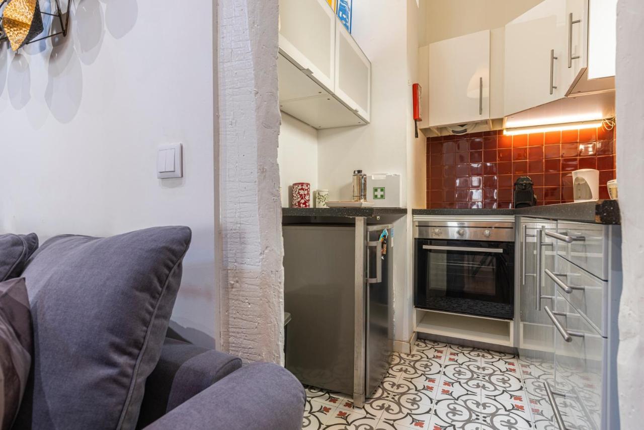 Alfama 2Bdr Duplex Apartment W/ Balcony By Lovelystay Lisboa Ngoại thất bức ảnh