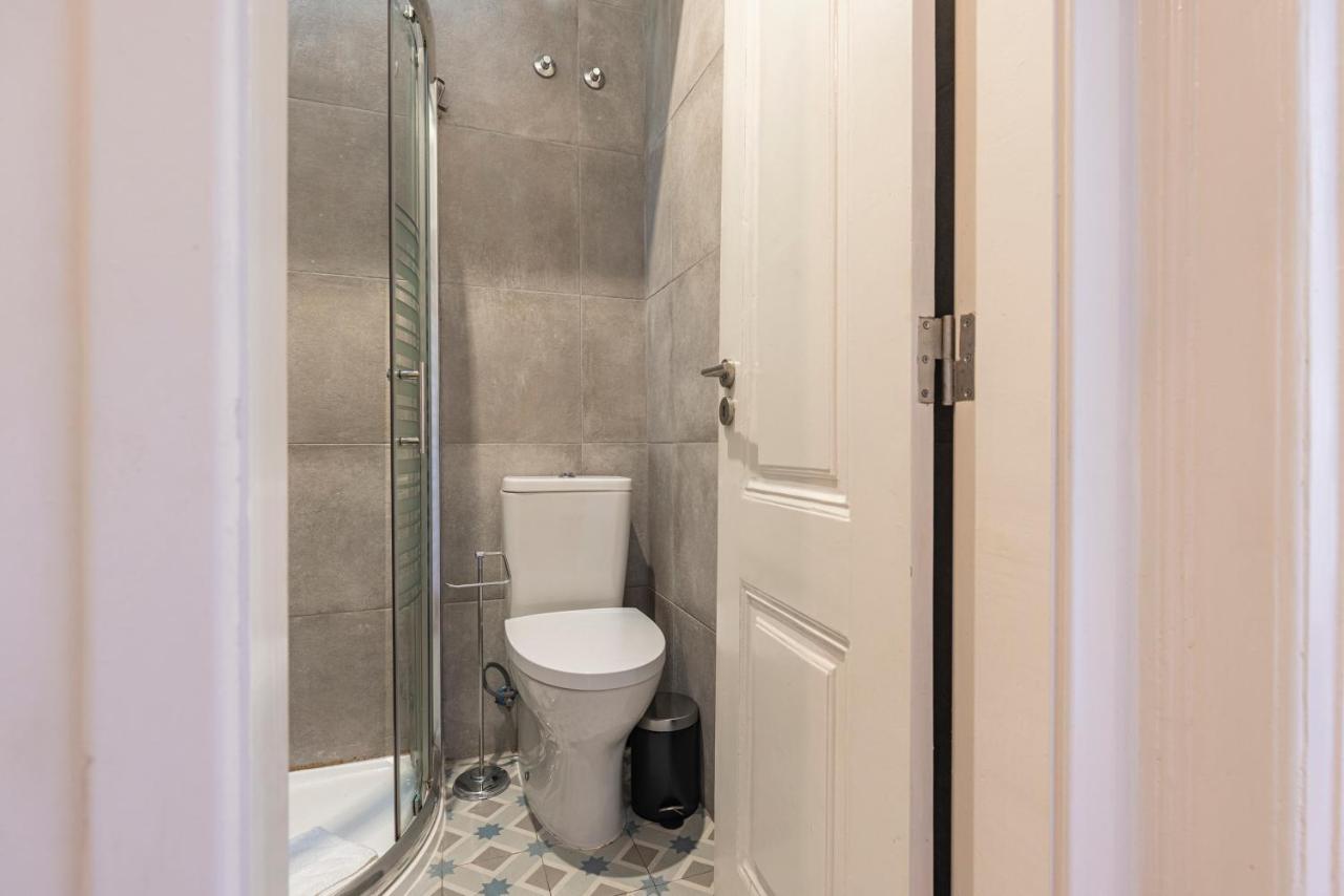 Alfama 2Bdr Duplex Apartment W/ Balcony By Lovelystay Lisboa Ngoại thất bức ảnh