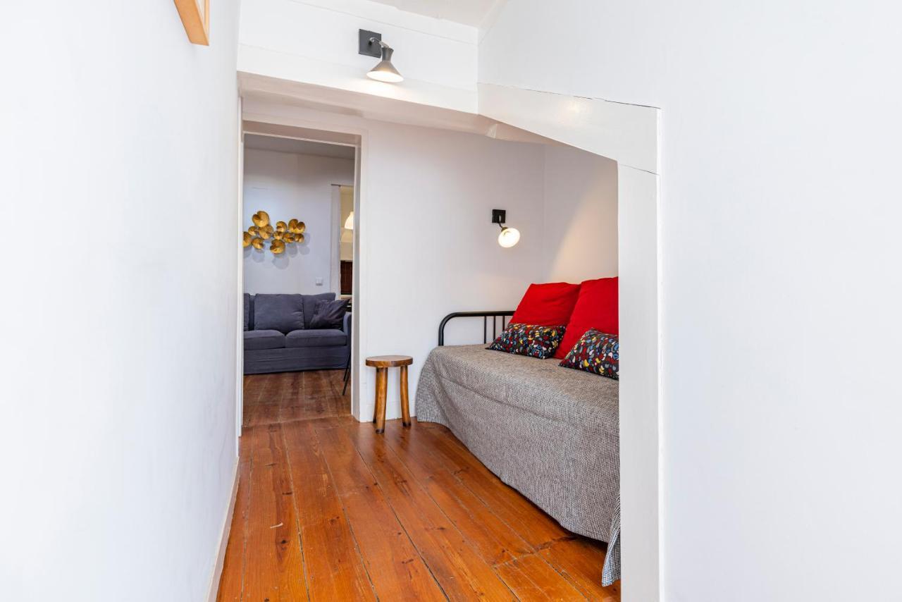 Alfama 2Bdr Duplex Apartment W/ Balcony By Lovelystay Lisboa Ngoại thất bức ảnh